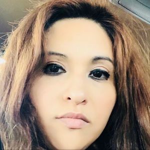 Meet your Posher, Mayra